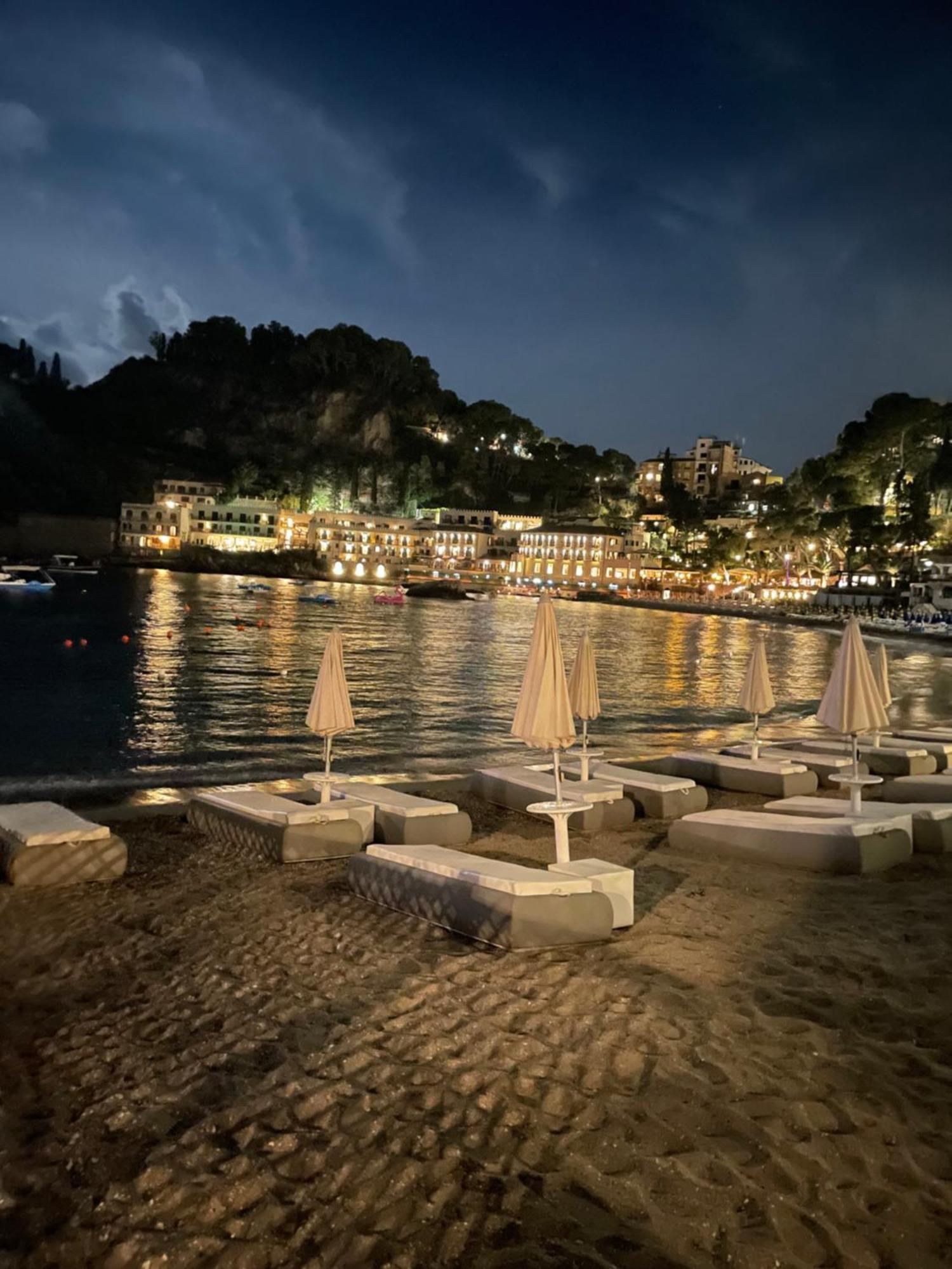 Salu' Appartement Taormina Buitenkant foto