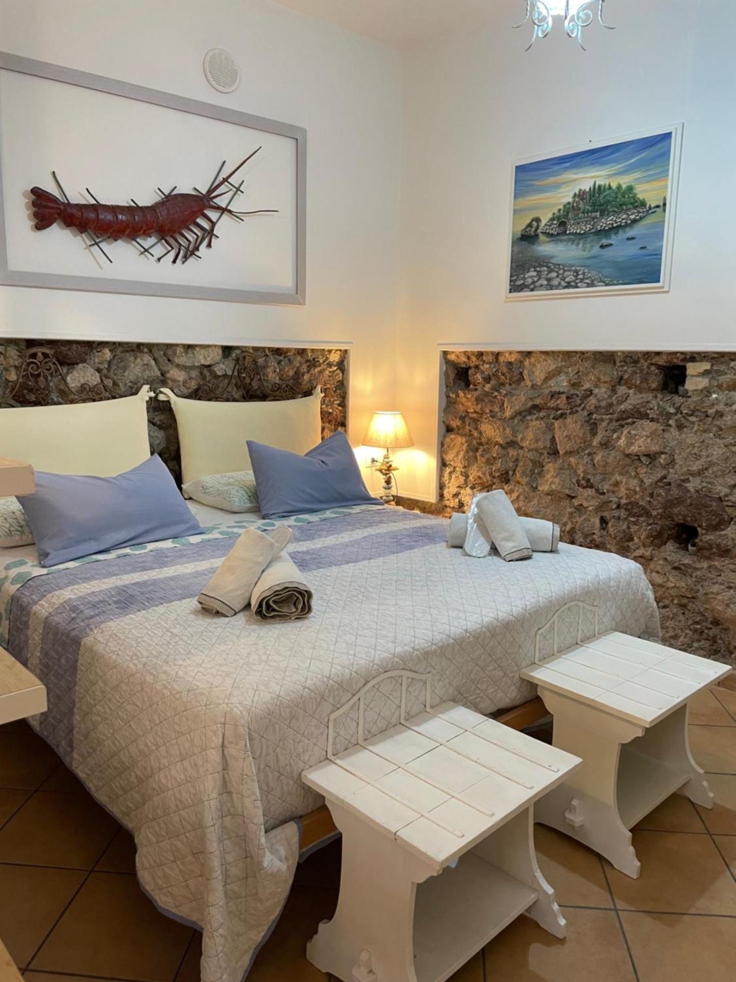 Salu' Appartement Taormina Buitenkant foto